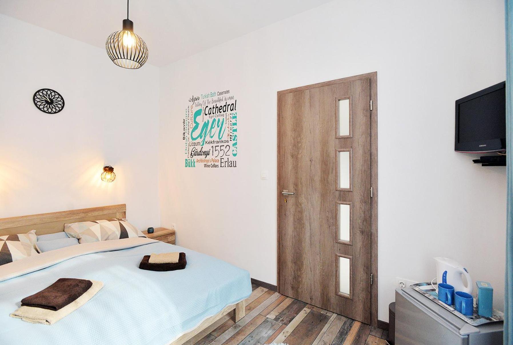 Nobilis Apartman Эгер Экстерьер фото