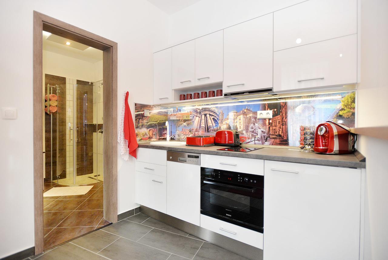 Nobilis Apartman Эгер Экстерьер фото